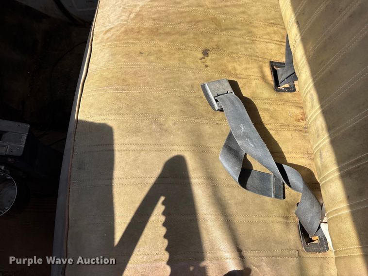 image for item FG0225 1987 GMC 7000 utility / service truck