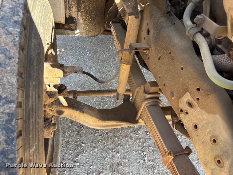 image for item FG0225 1987 GMC 7000 utility / service truck