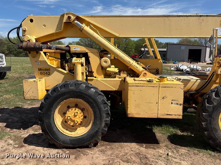 image for item FG0230 Pettibone 8042 telehandler