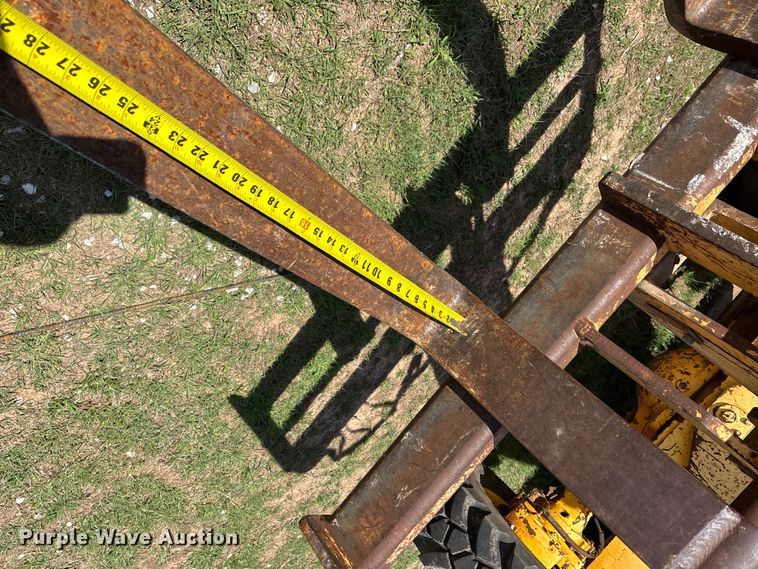 image for item FG0230 Pettibone 8042 telehandler