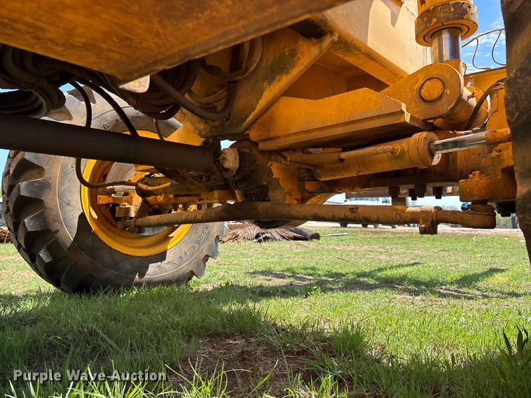 image for item FG0230 Pettibone 8042 telehandler