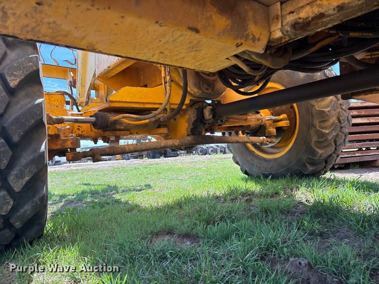 image for item FG0230 Pettibone 8042 telehandler