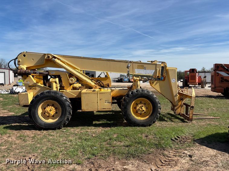image for item FG0230 Pettibone 8042 telehandler