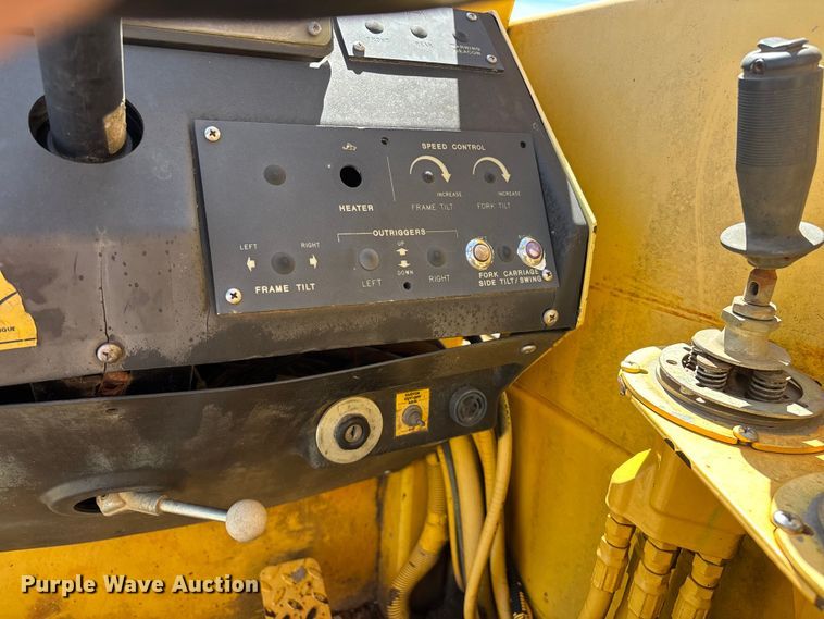 image for item FG0230 Pettibone 8042 telehandler