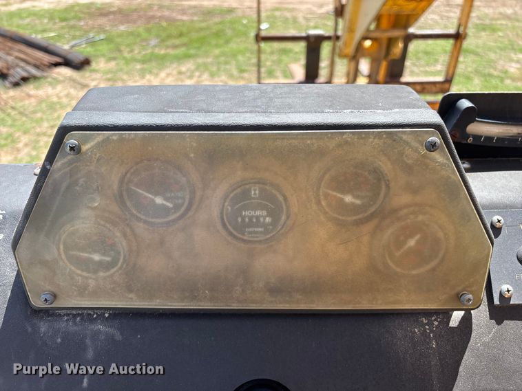 image for item FG0230 Pettibone 8042 telehandler