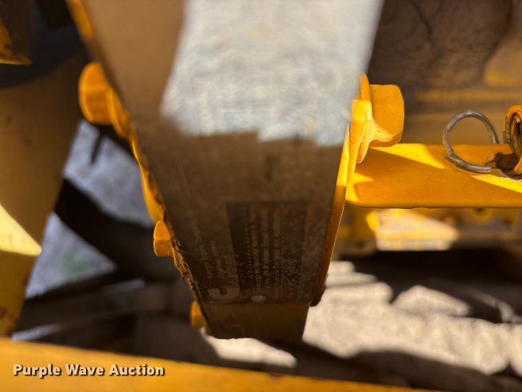 image for item FG0230 Pettibone 8042 telehandler