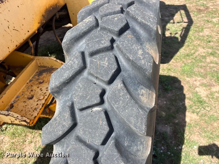 image for item FG0230 Pettibone 8042 telehandler