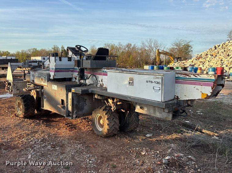 image for item FG0231 Somero STS-130 topping spreader