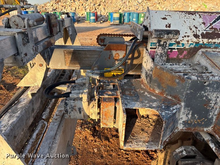 image for item FG0231 Somero STS-130 topping spreader