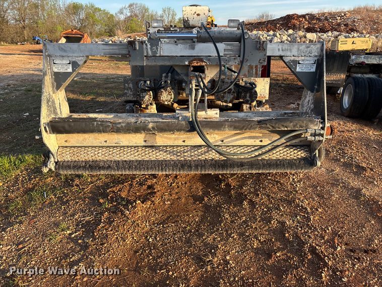 image for item FG0231 Somero STS-130 topping spreader