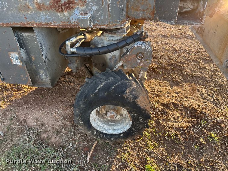image for item FG0231 Somero STS-130 topping spreader