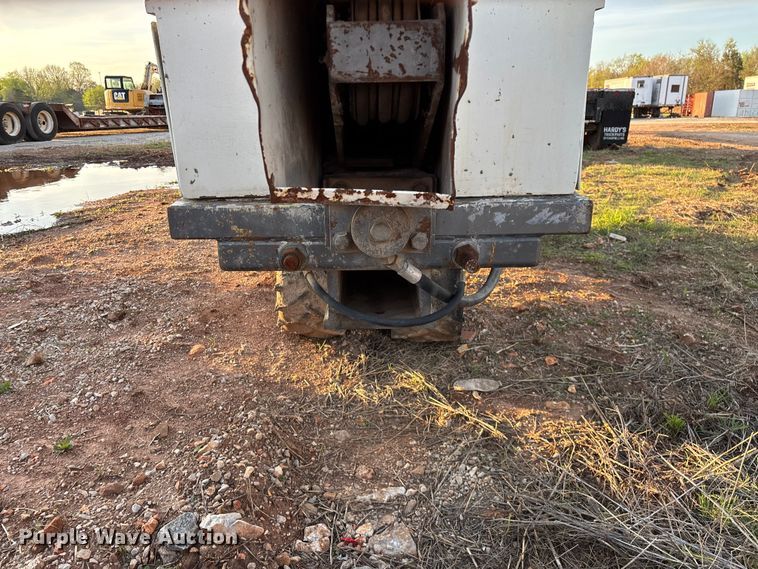 image for item FG0231 Somero STS-130 topping spreader