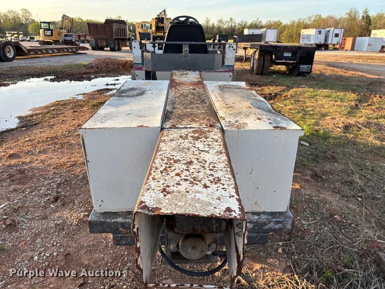 image for item FG0231 Somero STS-130 topping spreader
