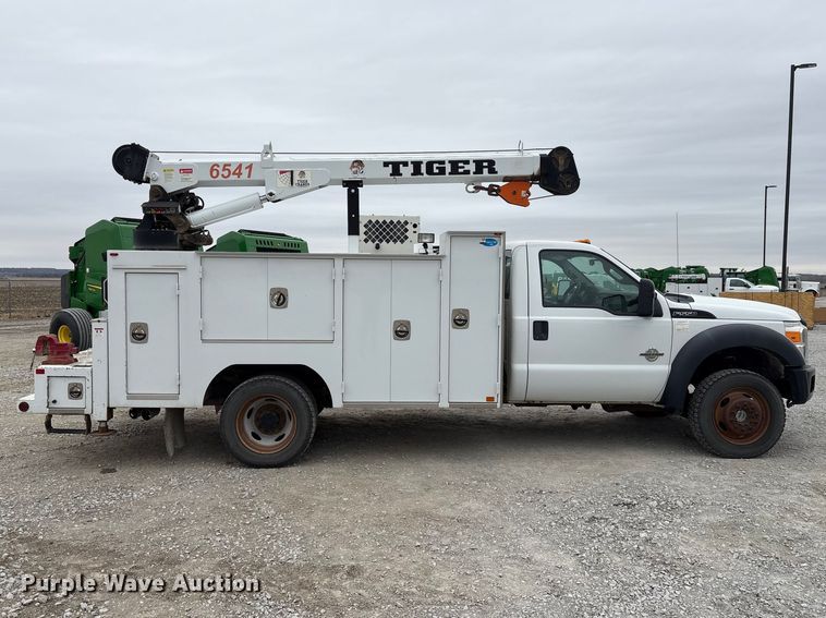 image for item FG2636 2011 Ford F550 Super Duty utility / service truck