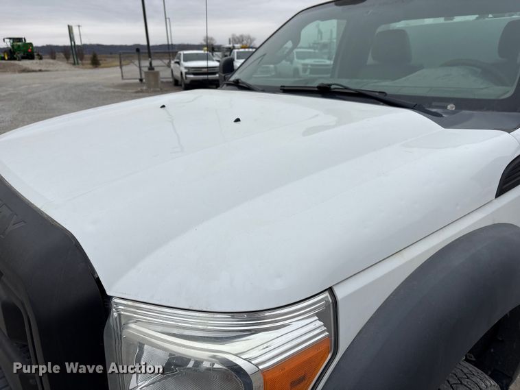 image for item FG2636 2011 Ford F550 Super Duty utility / service truck