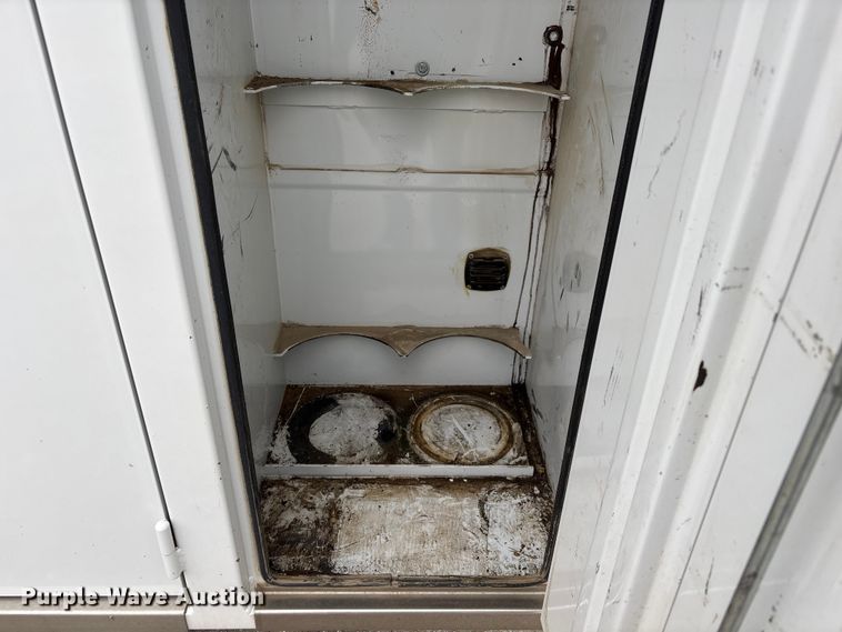 image for item FG2636 2011 Ford F550 Super Duty utility / service truck