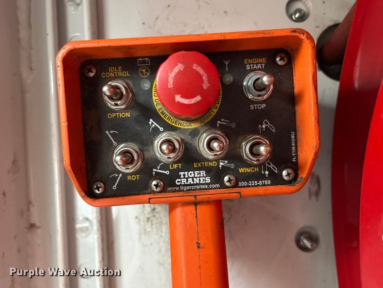 image for item FG2636 2011 Ford F550 Super Duty utility / service truck