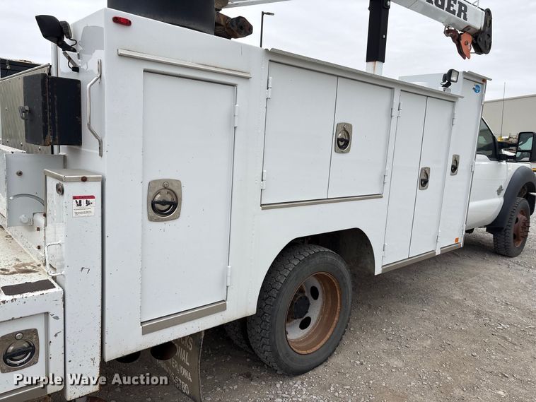 image for item FG2636 2011 Ford F550 Super Duty utility / service truck