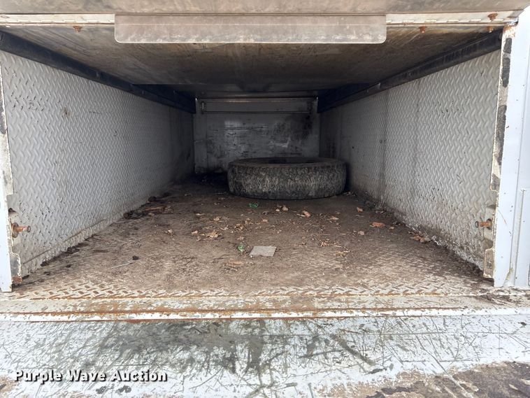 image for item FG2636 2011 Ford F550 Super Duty utility / service truck