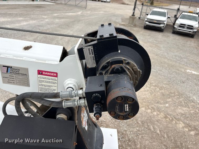 image for item FG2636 2011 Ford F550 Super Duty utility / service truck