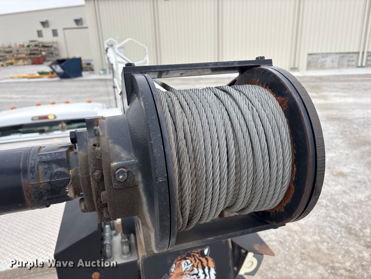 image for item FG2636 2011 Ford F550 Super Duty utility / service truck