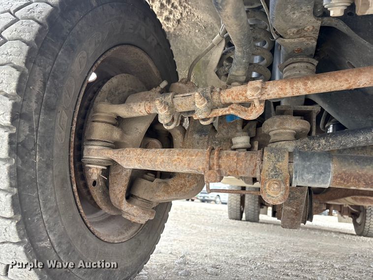 image for item FG2636 2011 Ford F550 Super Duty utility / service truck