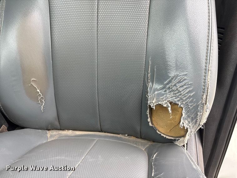 image for item FG2636 2011 Ford F550 Super Duty utility / service truck