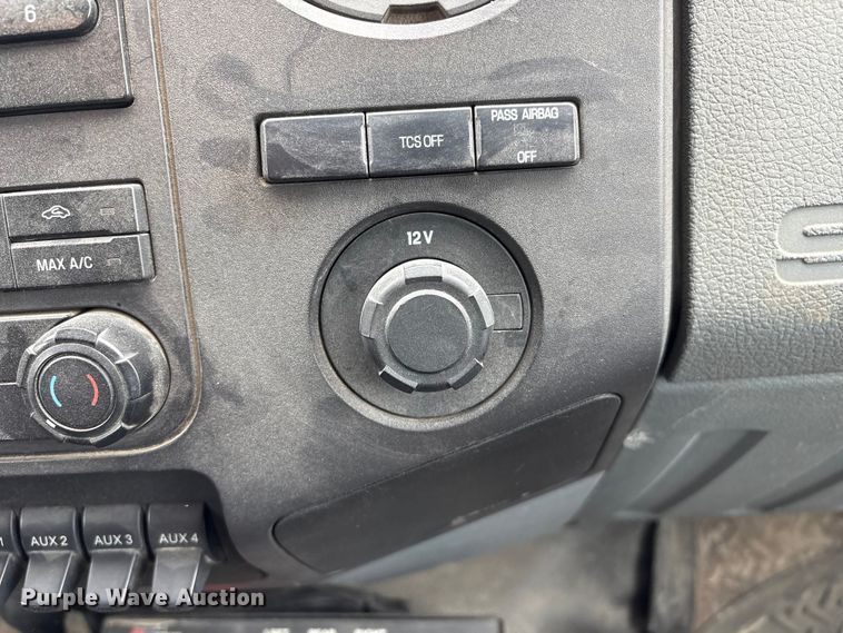 image for item FG2636 2011 Ford F550 Super Duty utility / service truck