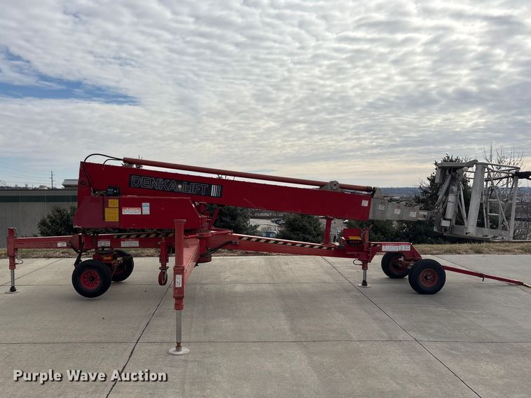 image for item FG2744 1994 Denka 328 boom lift
