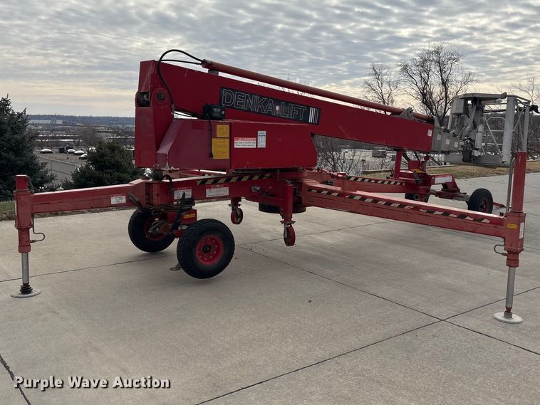 image for item FG2744 1994 Denka 328 boom lift