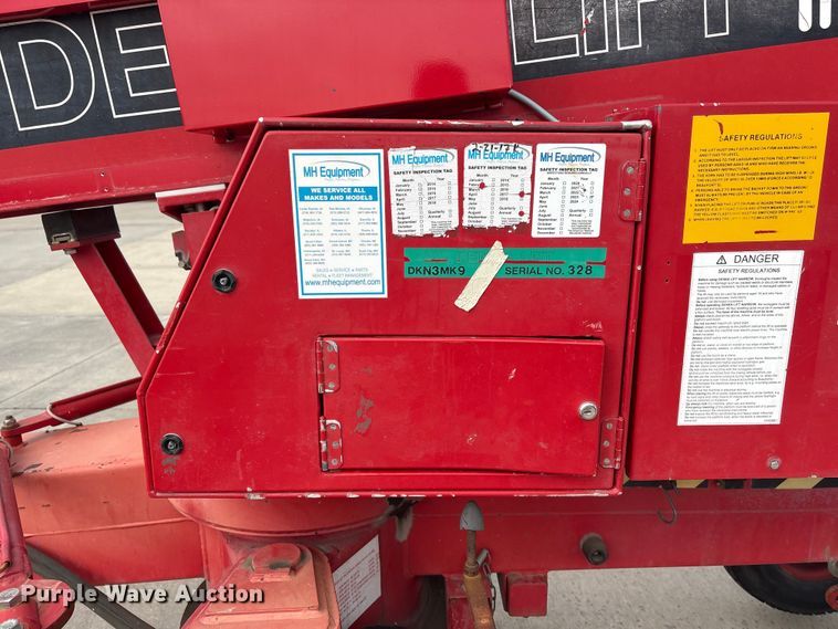 image for item FG2744 1994 Denka 328 boom lift