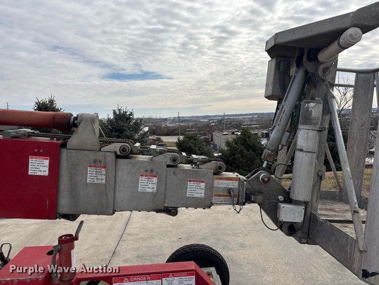 image for item FG2744 1994 Denka 328 boom lift