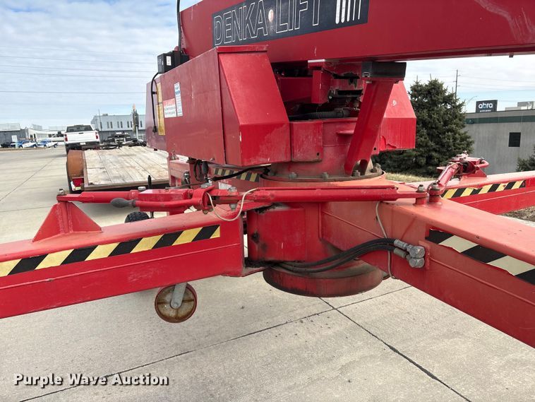 image for item FG2744 1994 Denka 328 boom lift