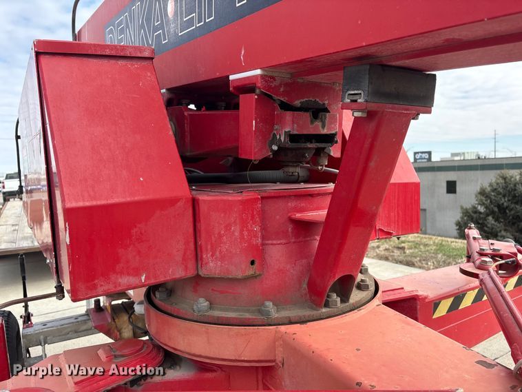 image for item FG2744 1994 Denka 328 boom lift