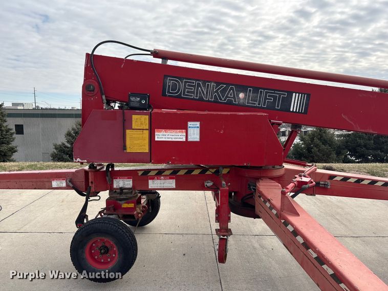 image for item FG2744 1994 Denka 328 boom lift