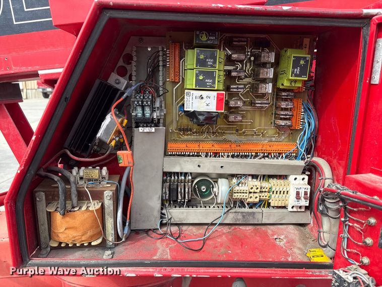 image for item FG2744 1994 Denka 328 boom lift