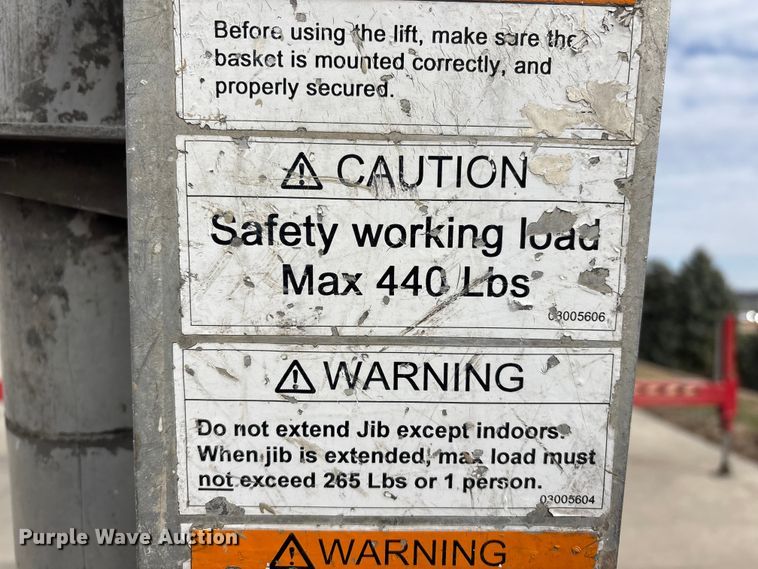 image for item FG2744 1994 Denka 328 boom lift