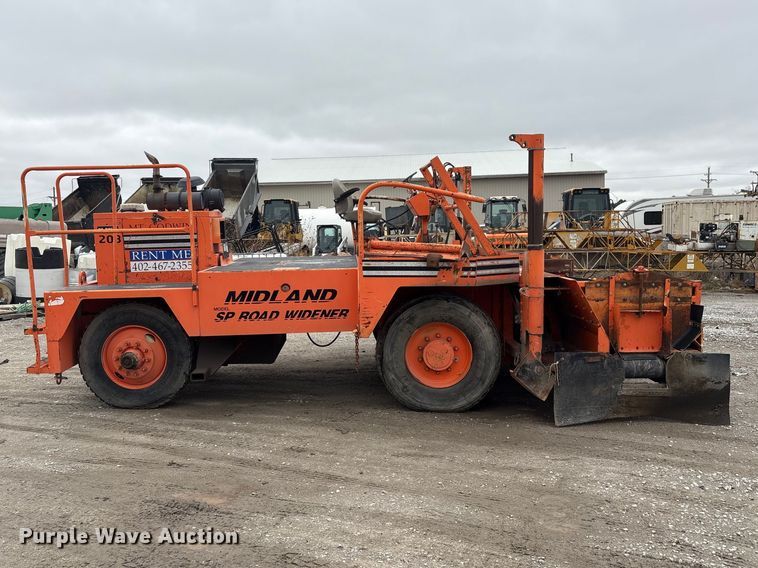 image for item FG2810 2005 Midland SPD-8 road widener