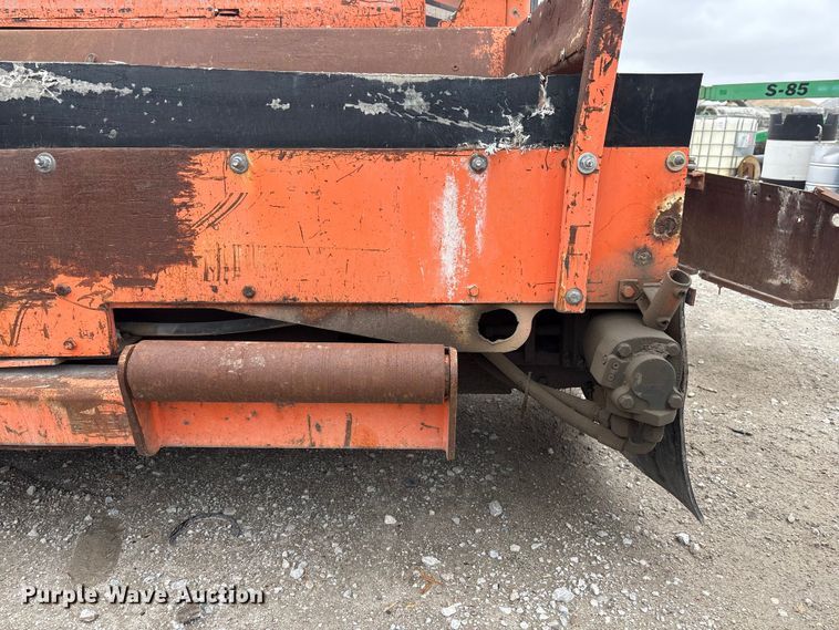 image for item FG2810 2005 Midland SPD-8 road widener