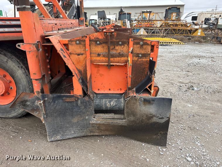 image for item FG2810 2005 Midland SPD-8 road widener