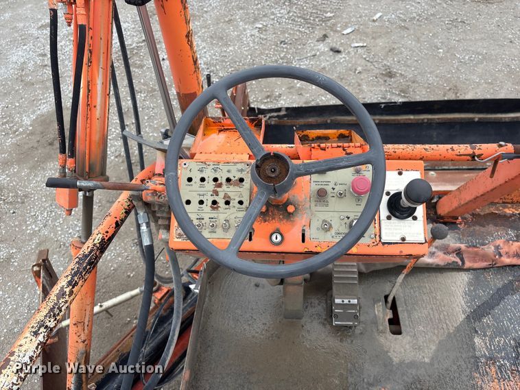 image for item FG2810 2005 Midland SPD-8 road widener