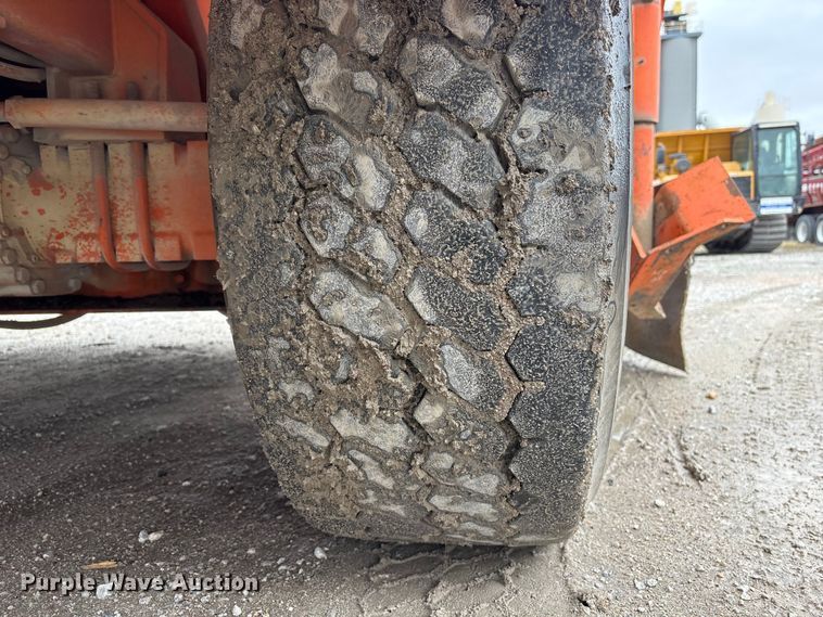 image for item FG2810 2005 Midland SPD-8 road widener