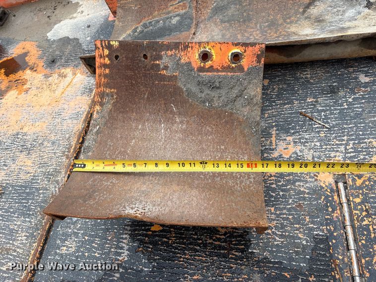 image for item FG2810 2005 Midland SPD-8 road widener