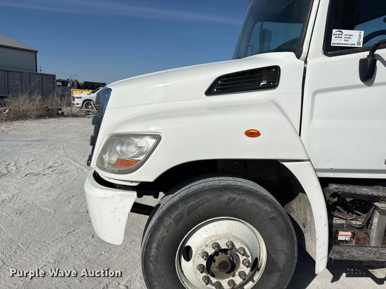 image for item FG2814 2016 Hino 268 utility / service truck