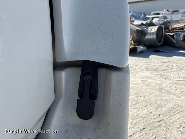 image for item FG2814 2016 Hino 268 utility / service truck