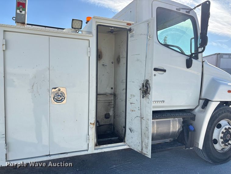 image for item FG2814 2016 Hino 268 utility / service truck