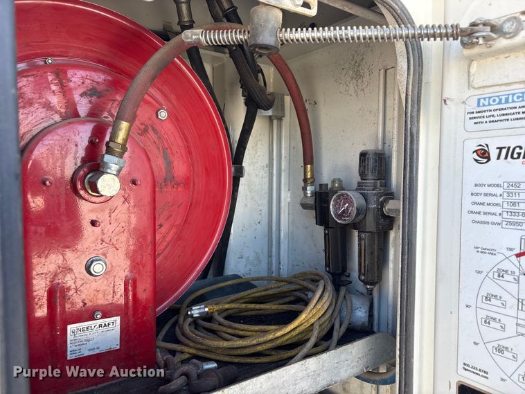 image for item FG2814 2016 Hino 268 utility / service truck