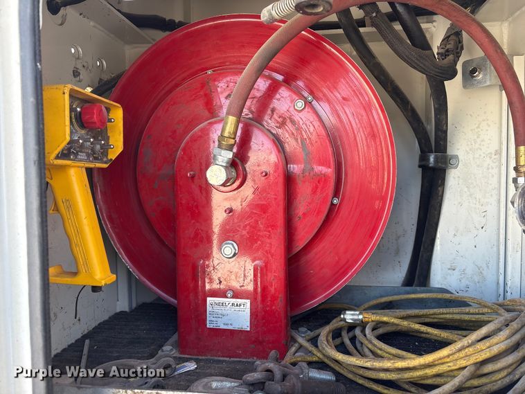 image for item FG2814 2016 Hino 268 utility / service truck