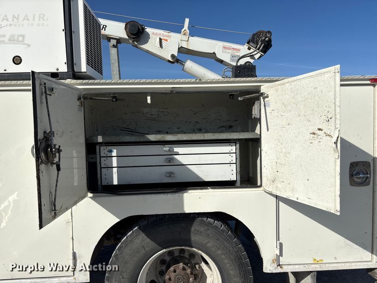 image for item FG2814 2016 Hino 268 utility / service truck