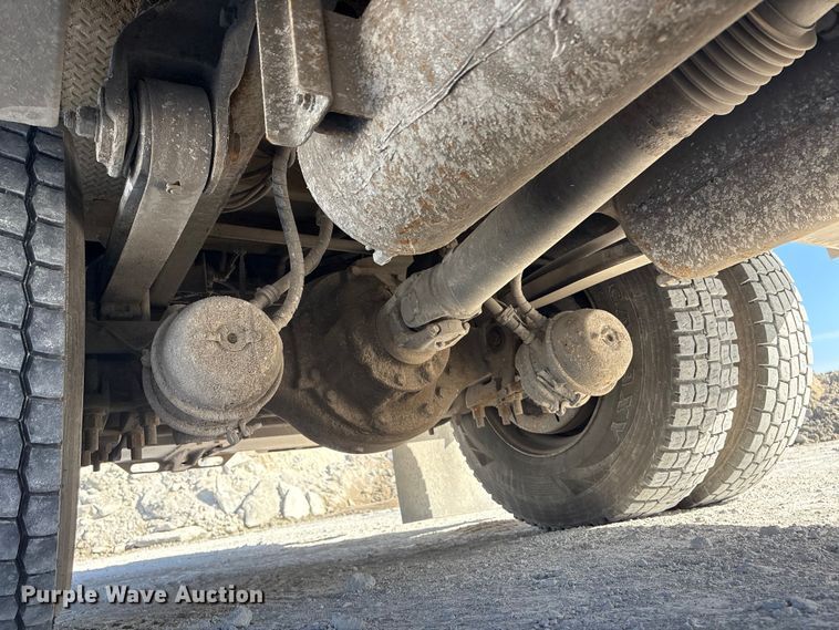 image for item FG2814 2016 Hino 268 utility / service truck